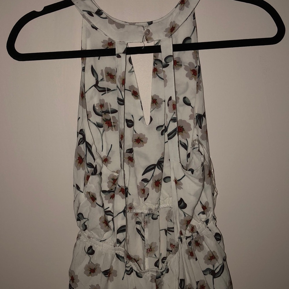 Romper - Picture 2 of 2